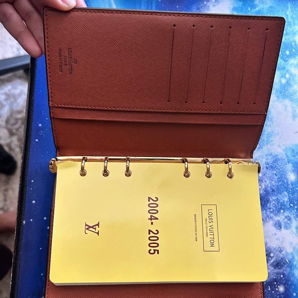 Louis Vuitton planner journal 04-05